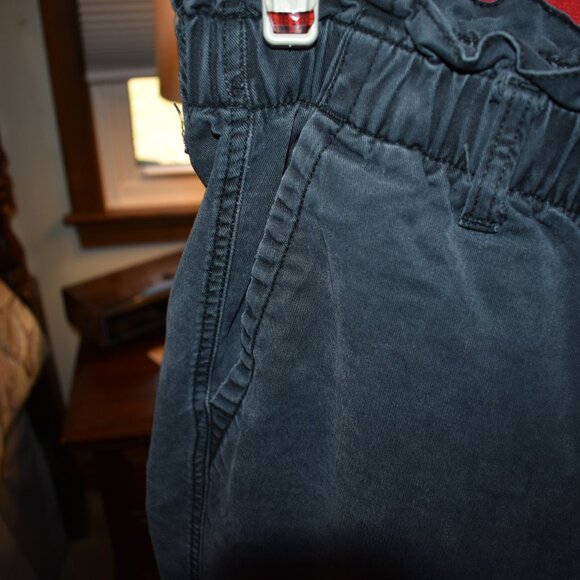 pants - Picture 2 of 5